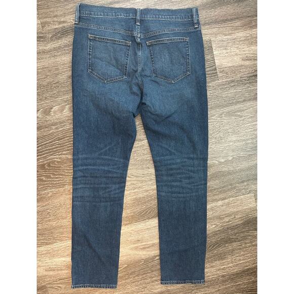 NWT J.Crew Slim Fit Jean In Signature Flex Dark Wash Size 33x32 - Picture 6 of 7